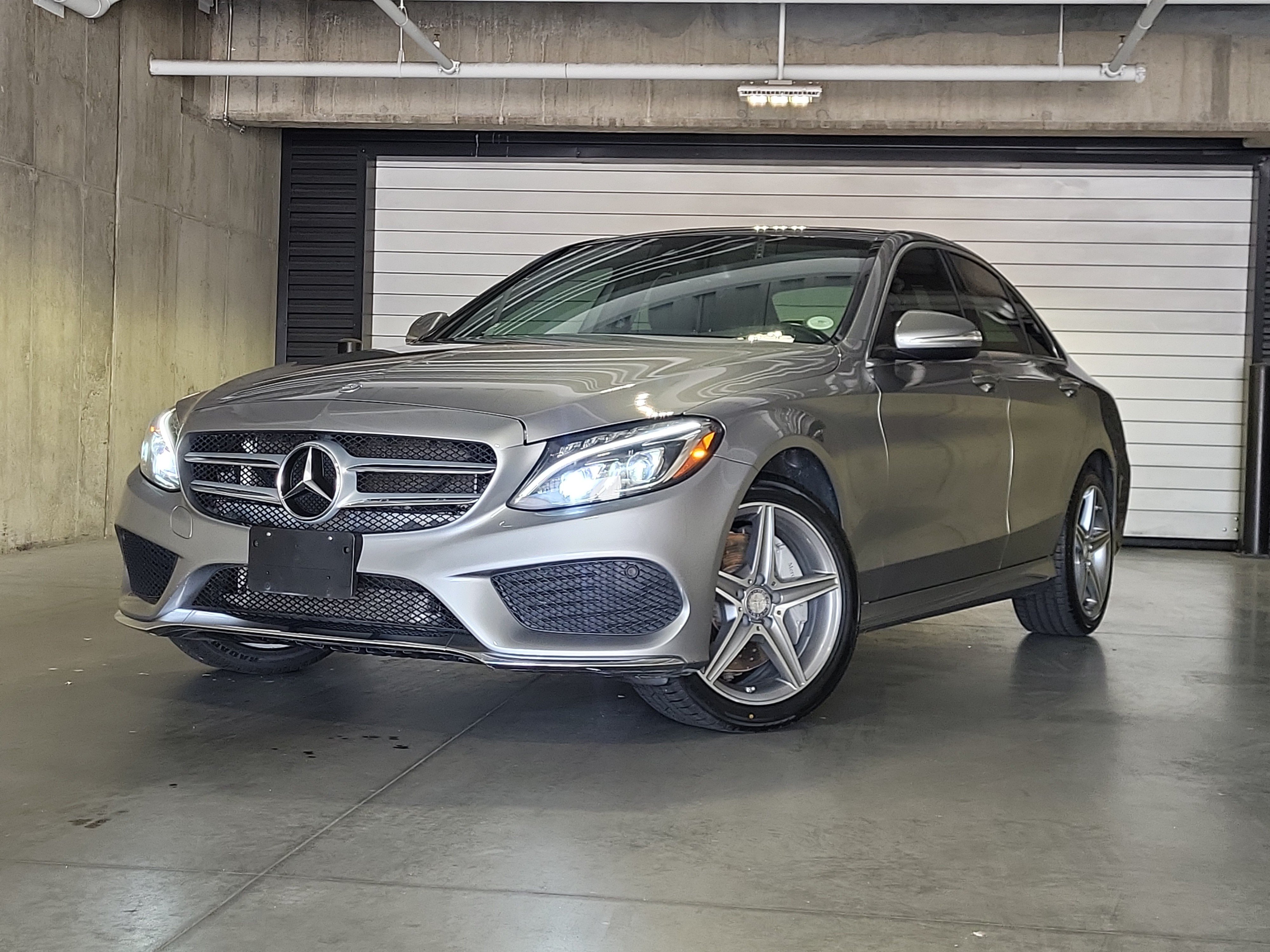 Used 2015 Mercedes-Benz C 300 4MATIC Sedan image 1