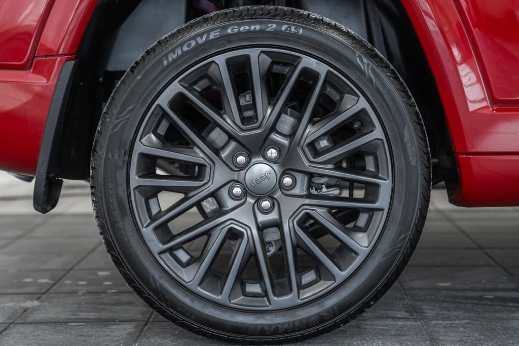 Certified 2024 Jeep Compass Limited w/ High Altitude Package image 21