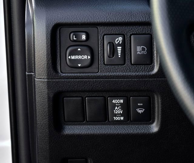 Certified 2024 Toyota 4Runner SR5 AWD/4WD image 25