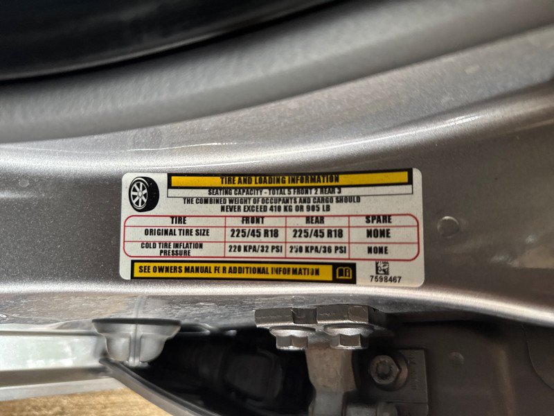 Used 2019 Alfa Romeo Giulia AWD image 35
