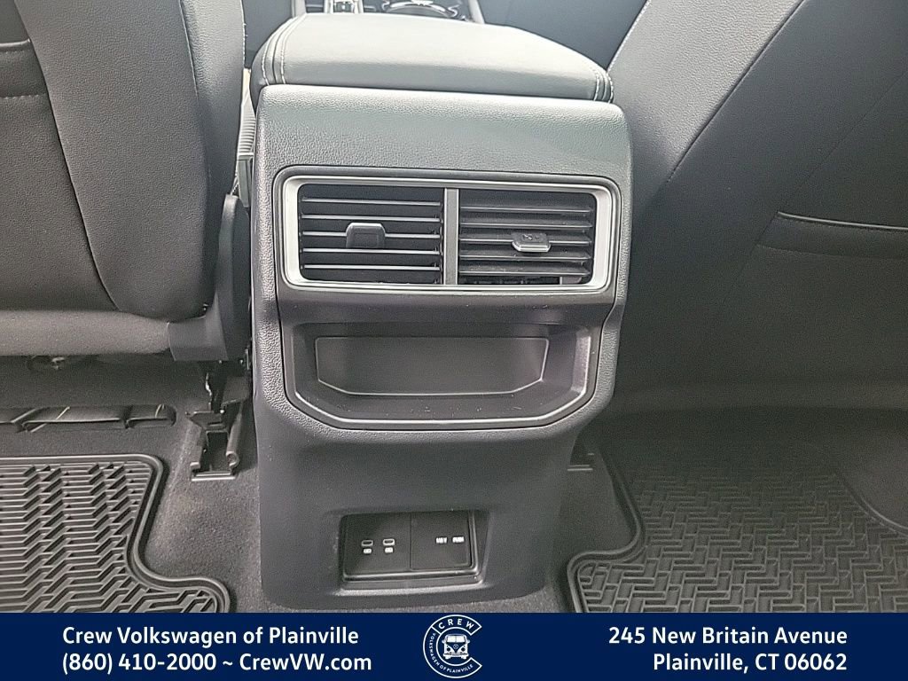 Certified 2025 Volkswagen Atlas Cross Sport SE image 49