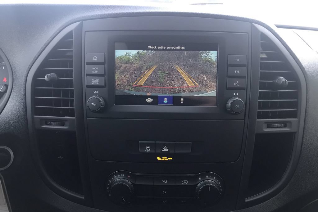 Used 2023 Mercedes-Benz Metris image 16