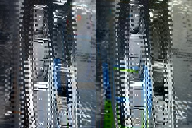 Used 2023 Chevrolet Bolt EUV LT image 25