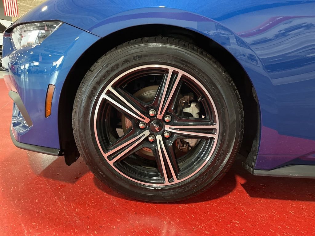 Used 2024 Ford Mustang Premium image 8