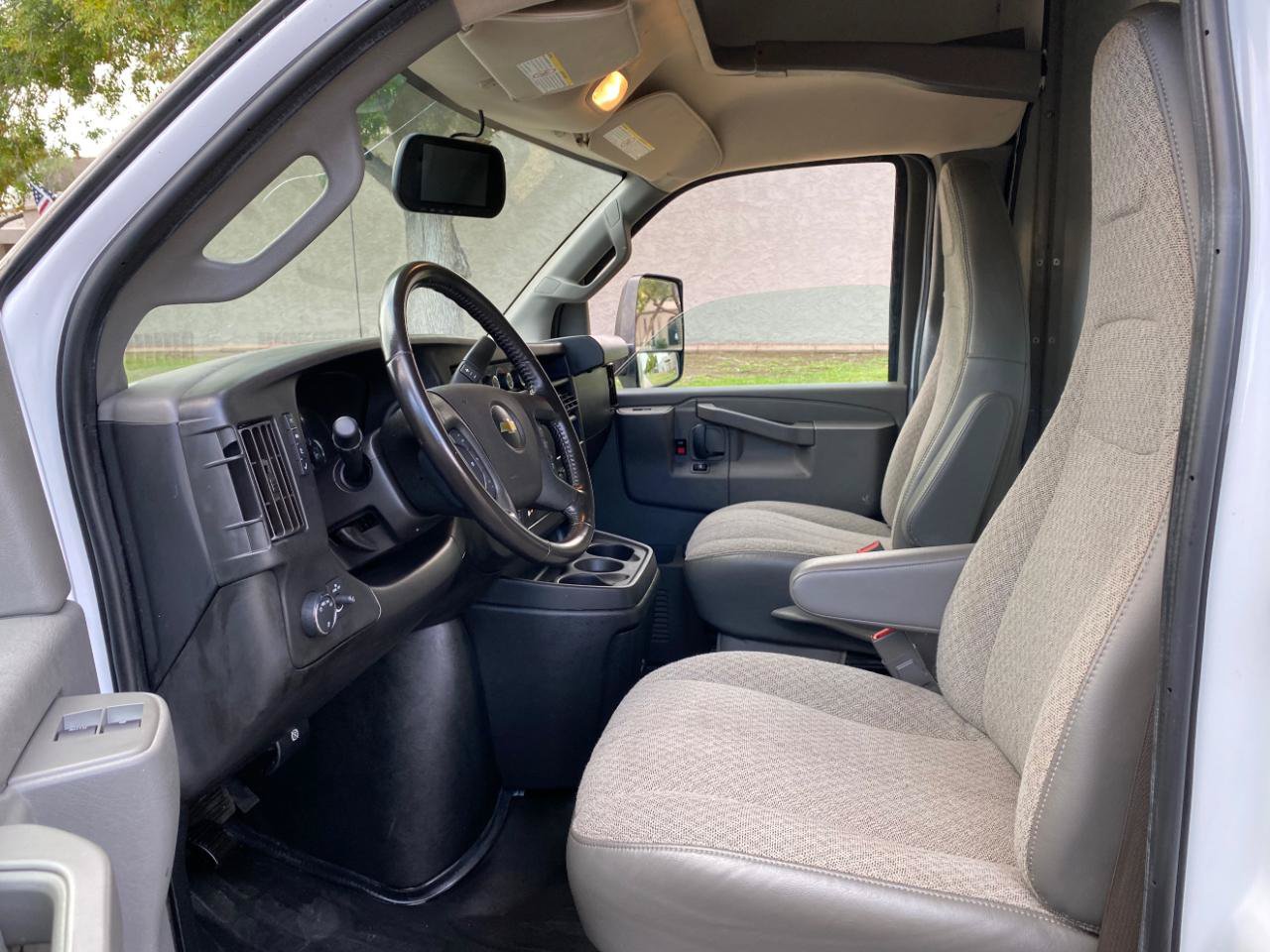 Used 2022 Chevrolet Express 3500 w/ Power Convenience Package RWD image 29