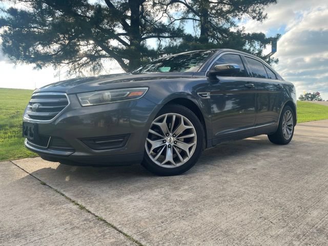 Used 2015 Ford Taurus Limited FWD image 1