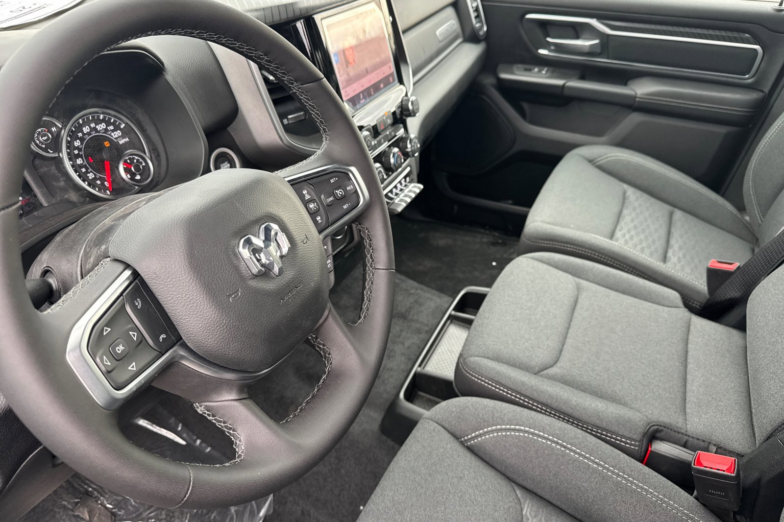 New 2026 RAM 1500 Big Horn AWD/4WD image 9