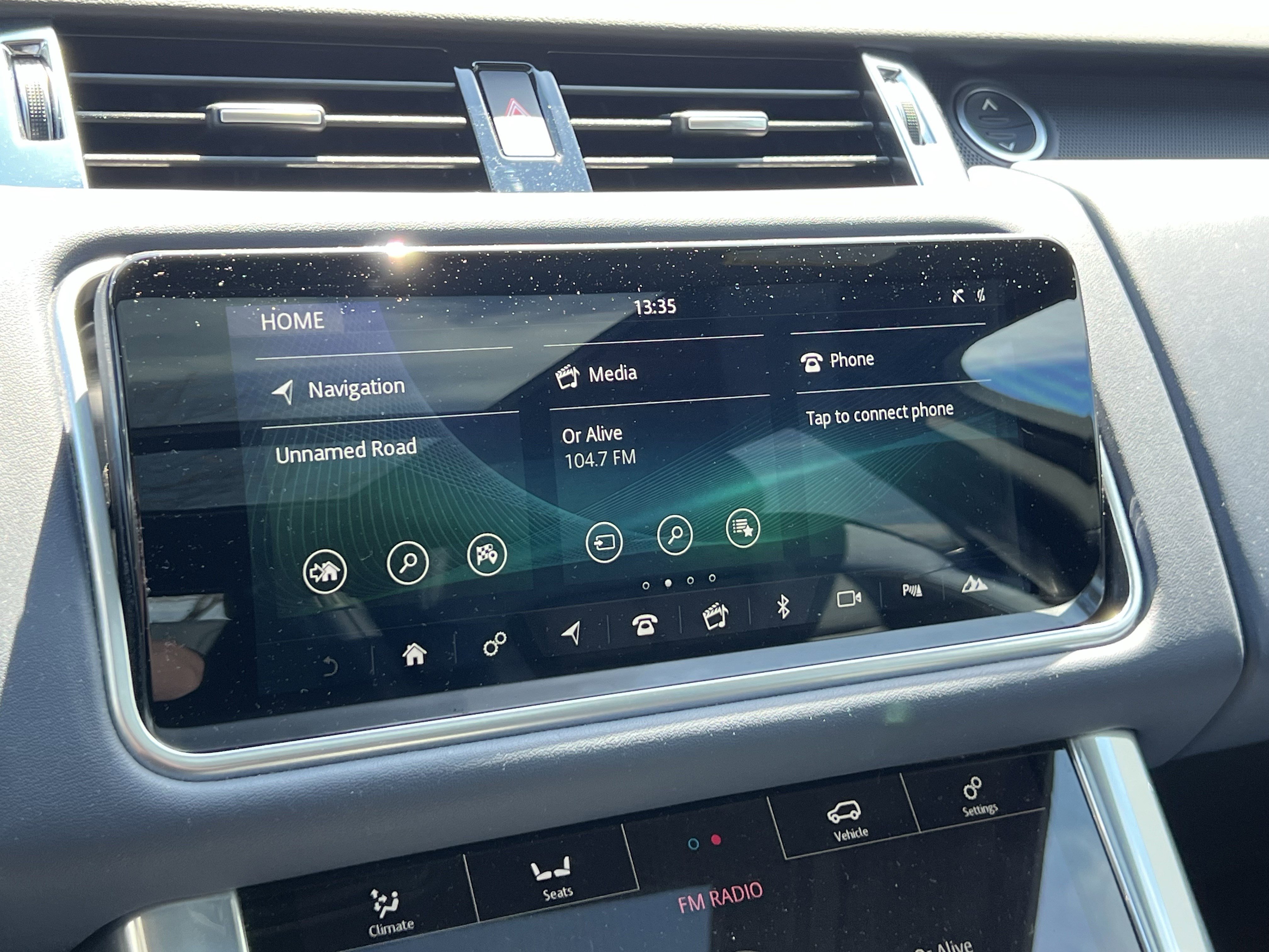 Used 2022 Land Rover Range Rover Sport HST image 23