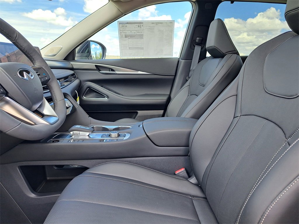 New 2026 INFINITI QX60 Pure w/ Cargo Package image 16