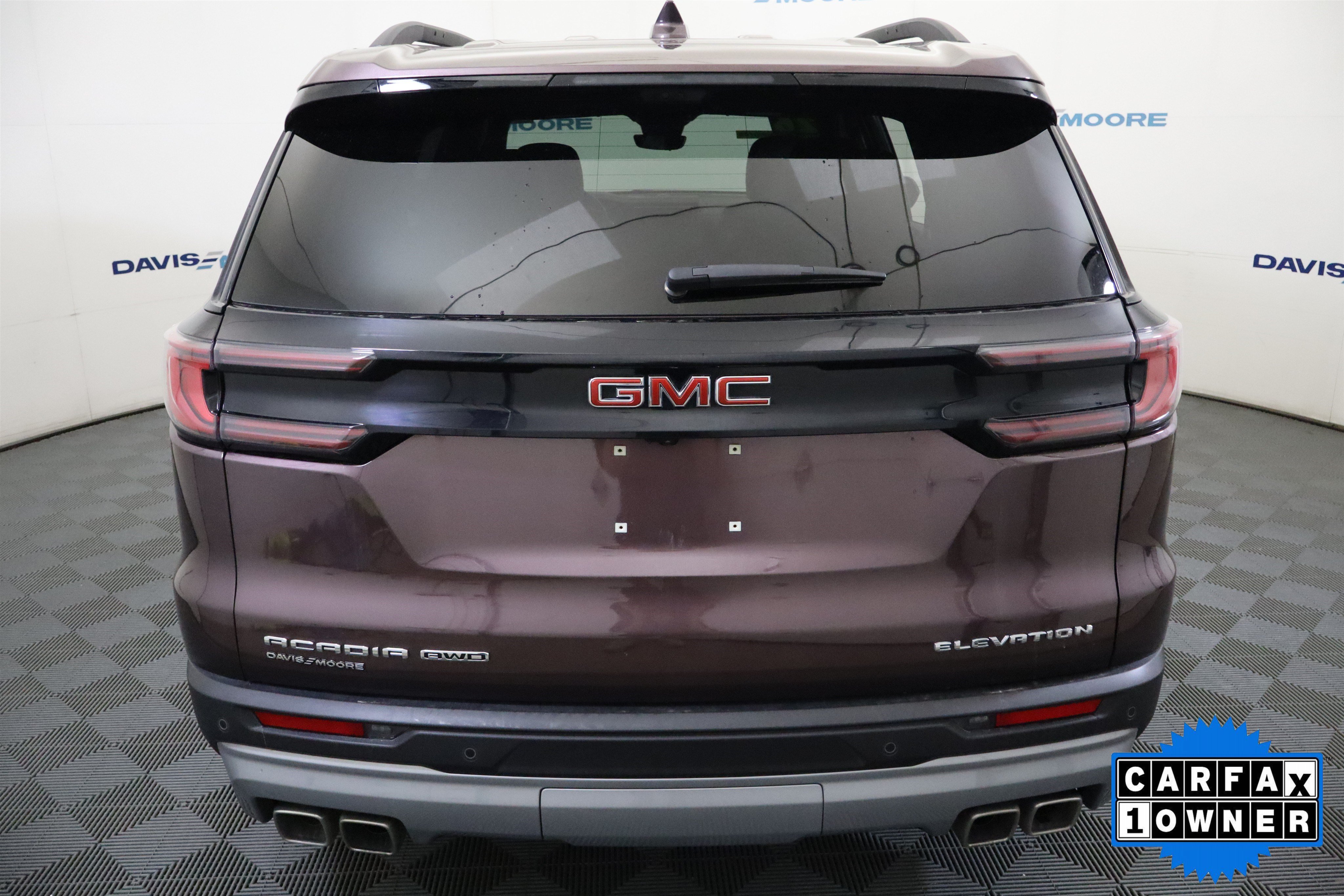 Used 2026 GMC Acadia Elevation w/ Elevation Premium Package AWD/4WD image 8