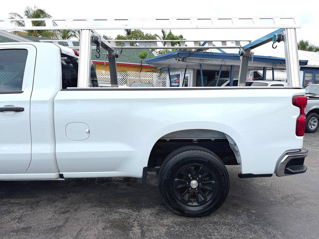Used 2022 Chevrolet Silverado 1500 W/T RWD image 12