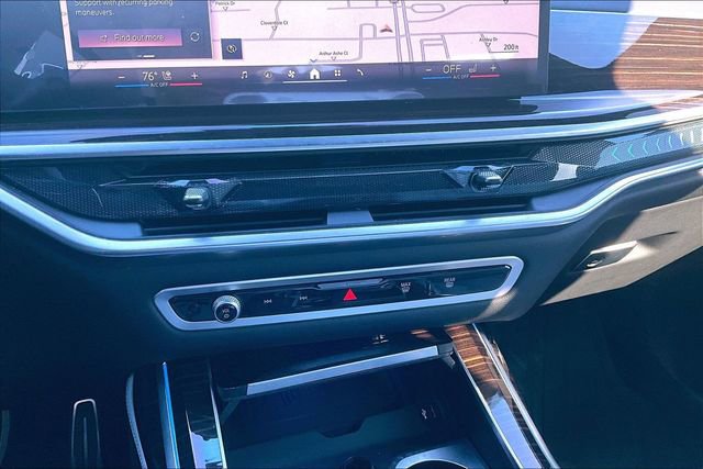 Used 2026 BMW X7 xDrive40i w/ Executive Package image 25