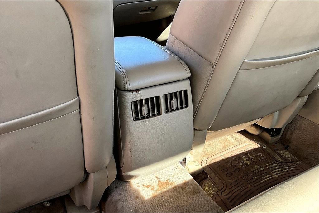 Used 2008 Buick Lucerne CXL w/ Driver Confidence Package FWD image 28