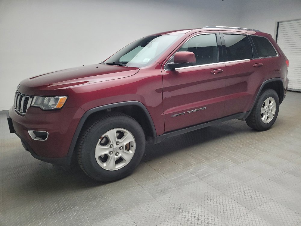 Used 2017 Jeep Grand Cherokee Laredo w/ Quick Order Package 23E AWD/4WD image 2