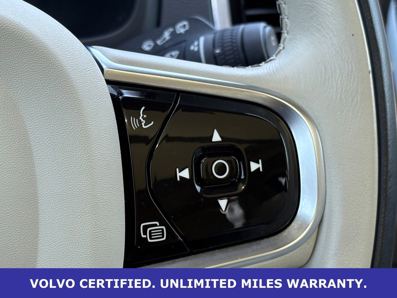 Certified 2023 Volvo XC90 B6 Plus w/ Protection Package Premier AWD/4WD image 20