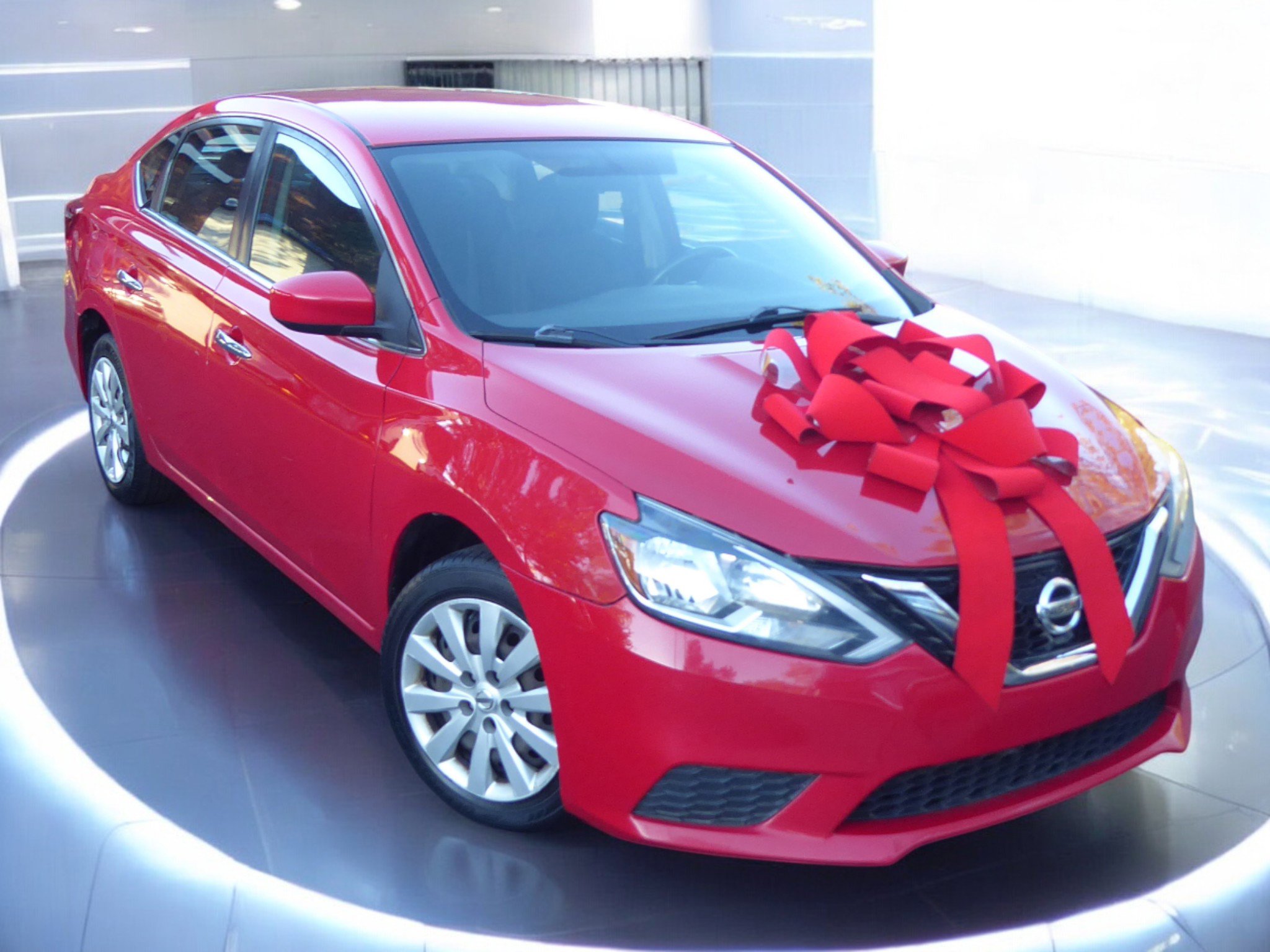 Used 2017 Nissan Sentra SV image 2