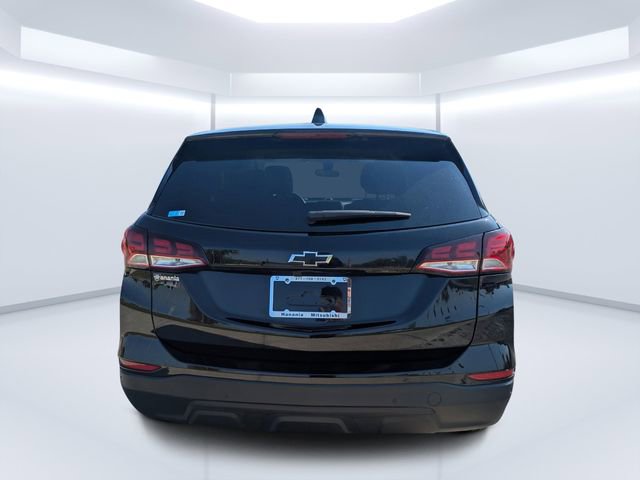 Used 2023 Chevrolet Equinox LS w/ LS Convenience Package image 4