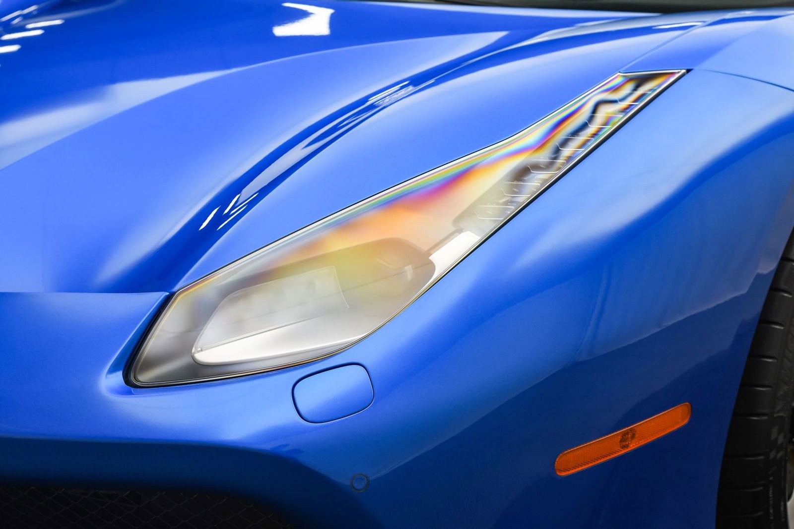 Used 2018 Ferrari 488 Spider Blu Corsa image 30