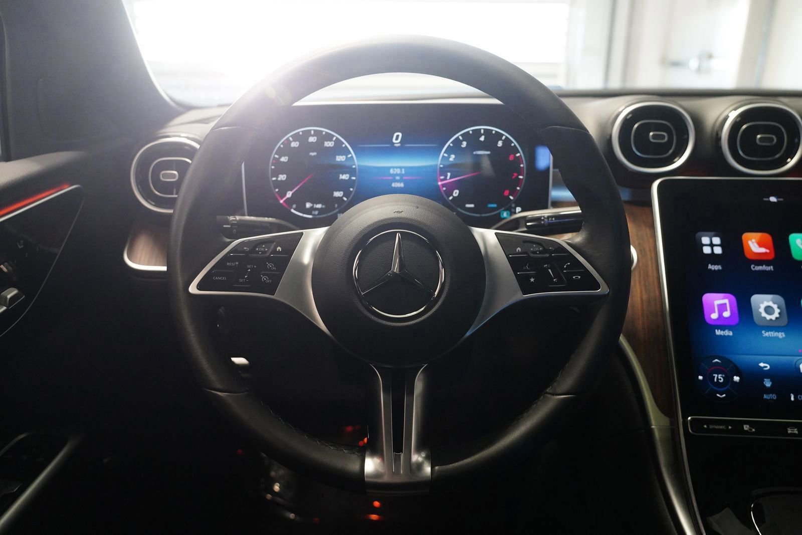 Used 2025 Mercedes-Benz C 300 4MATIC Sedan image 15