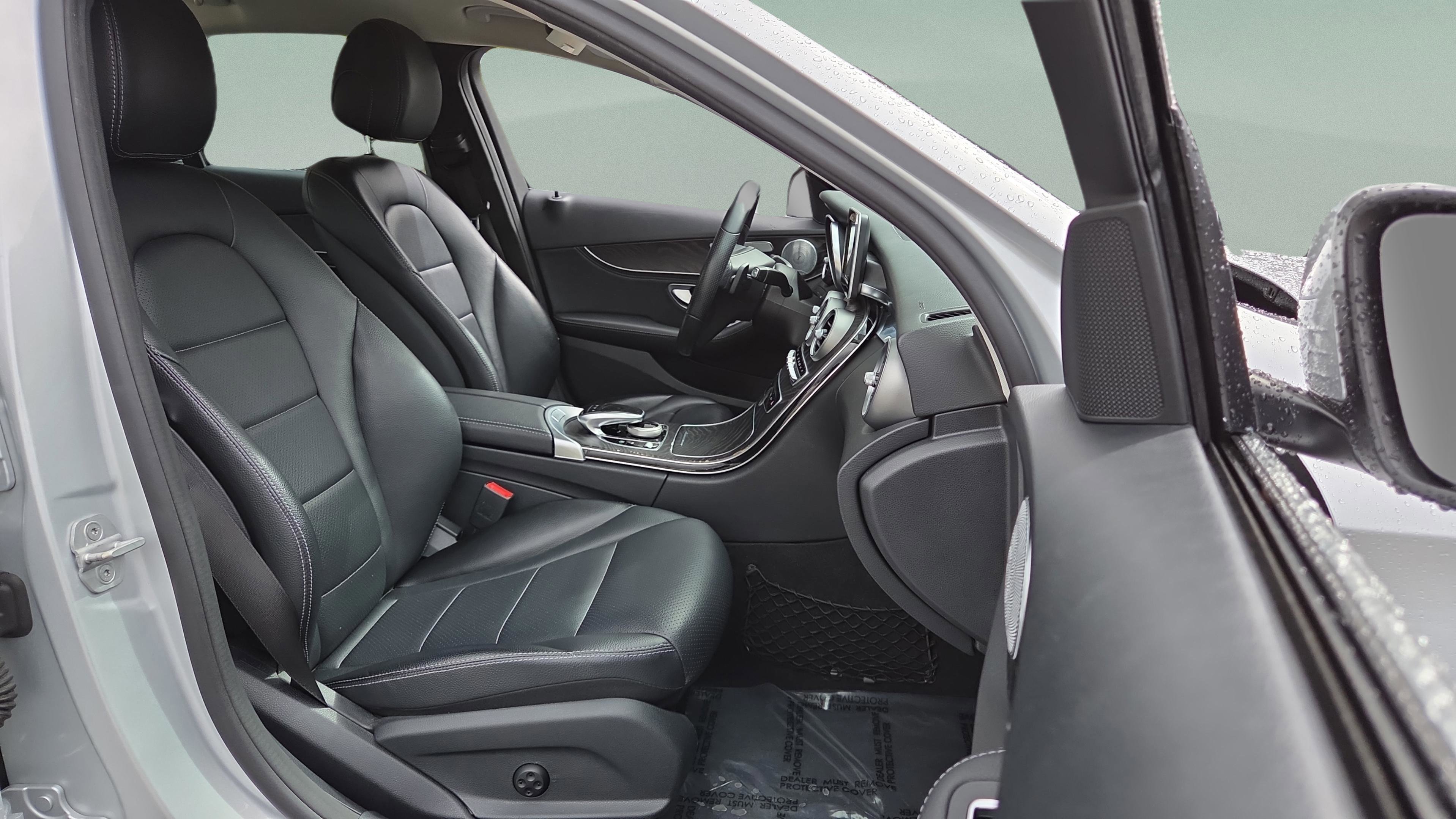 Used 2015 Mercedes-Benz C 300 4MATIC Sedan image 21