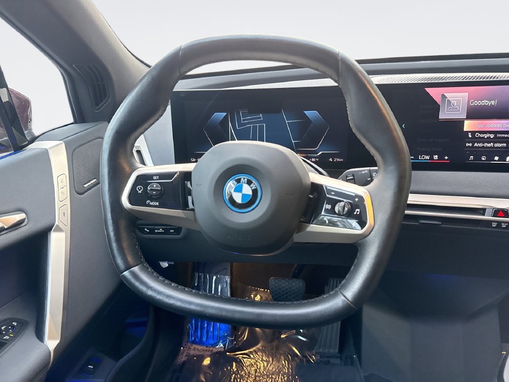 Used 2024 BMW iX xDrive50 w/ Sport Package AWD/4WD image 11
