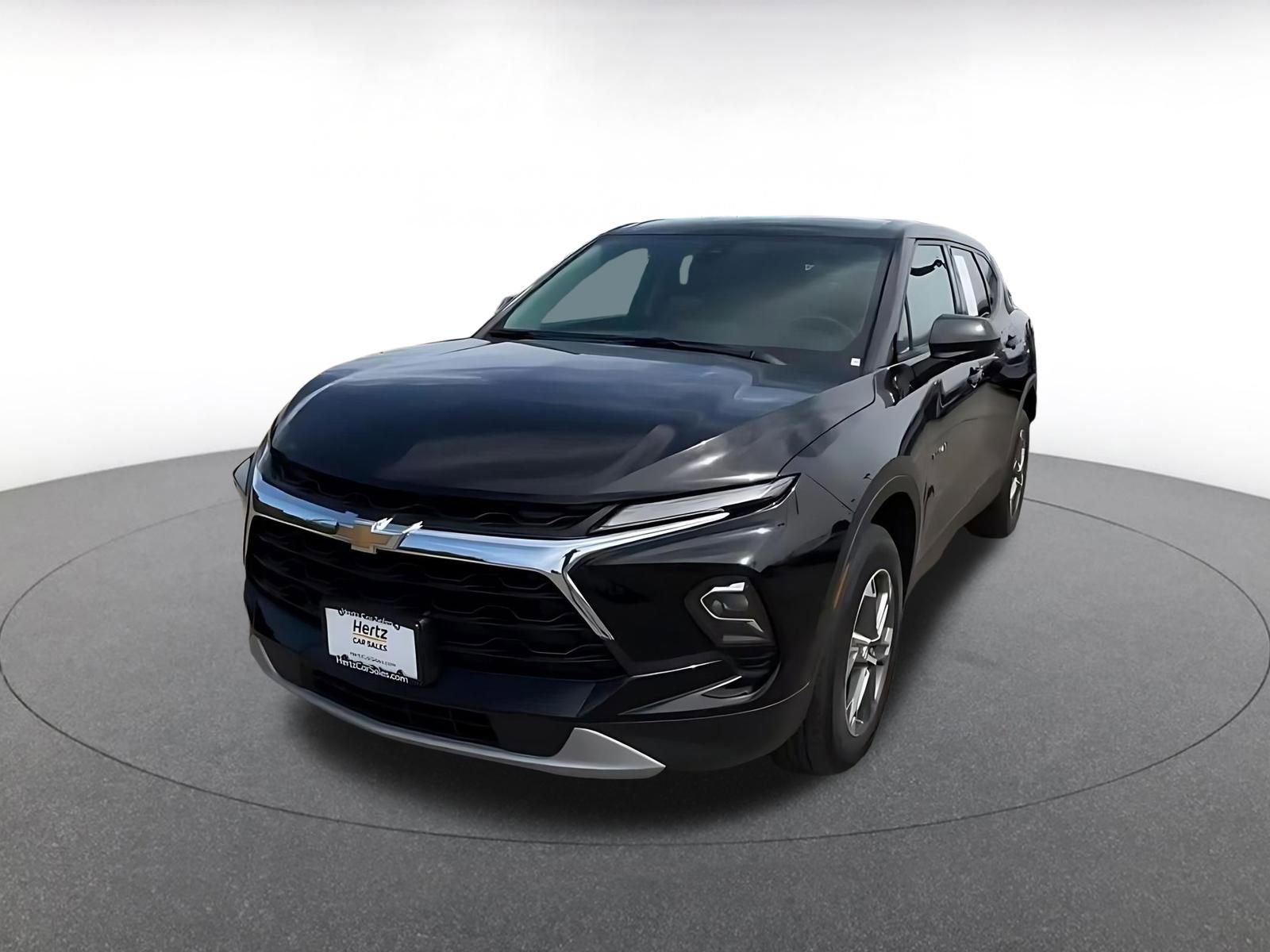Used 2025 Chevrolet Blazer LT FWD image 7