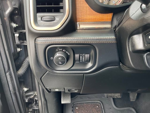 Used 2019 RAM 3500 Limited image 28