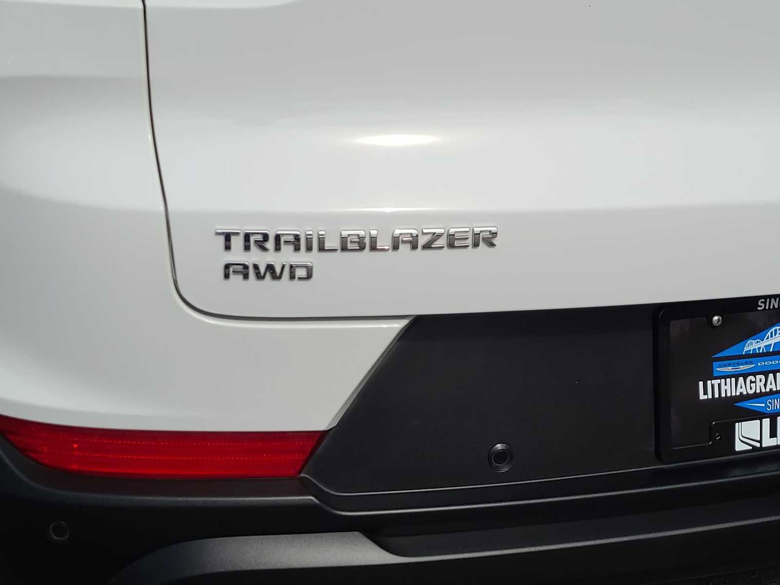 Used 2025 Chevrolet TrailBlazer LS w/ LS Convenience Package image 15