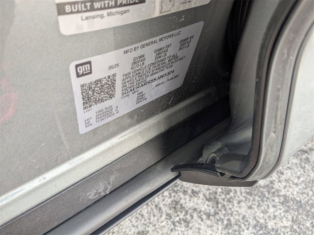 Certified 2025 Buick Enclave Preferred w/ Power Package image 34