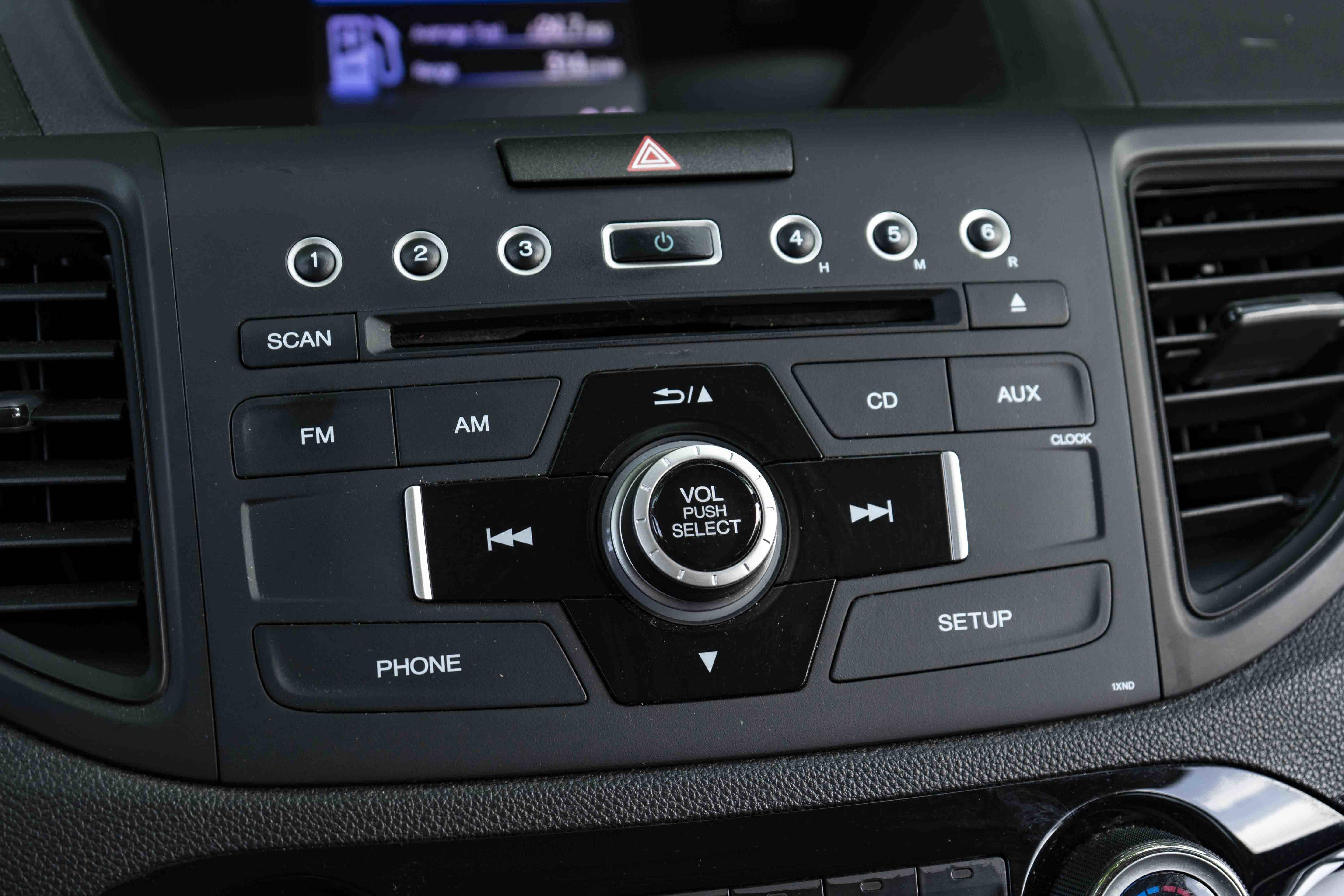 Used 2015 Honda CR-V LX image 31