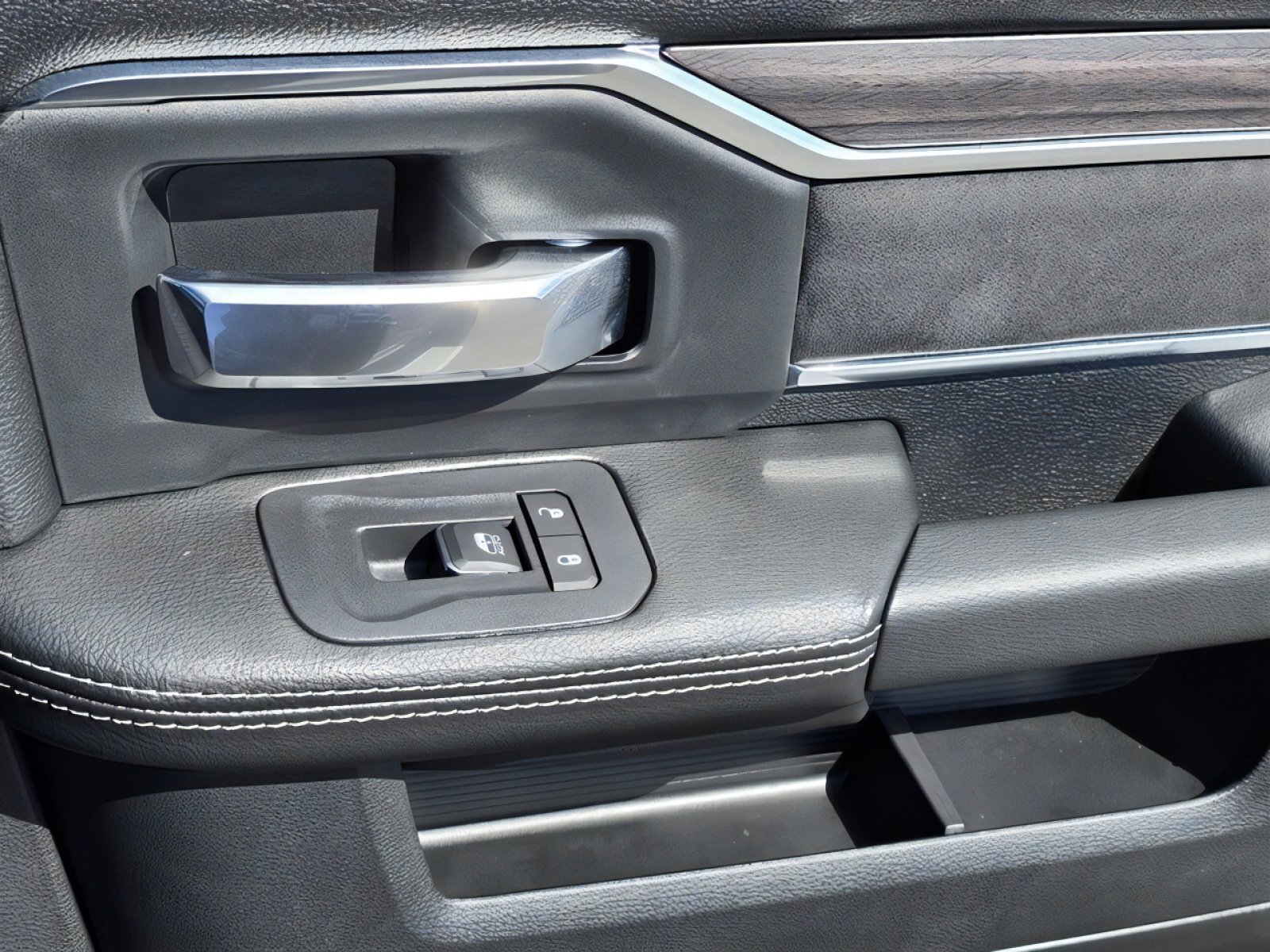 New 2026 RAM 2500 Laramie image 17