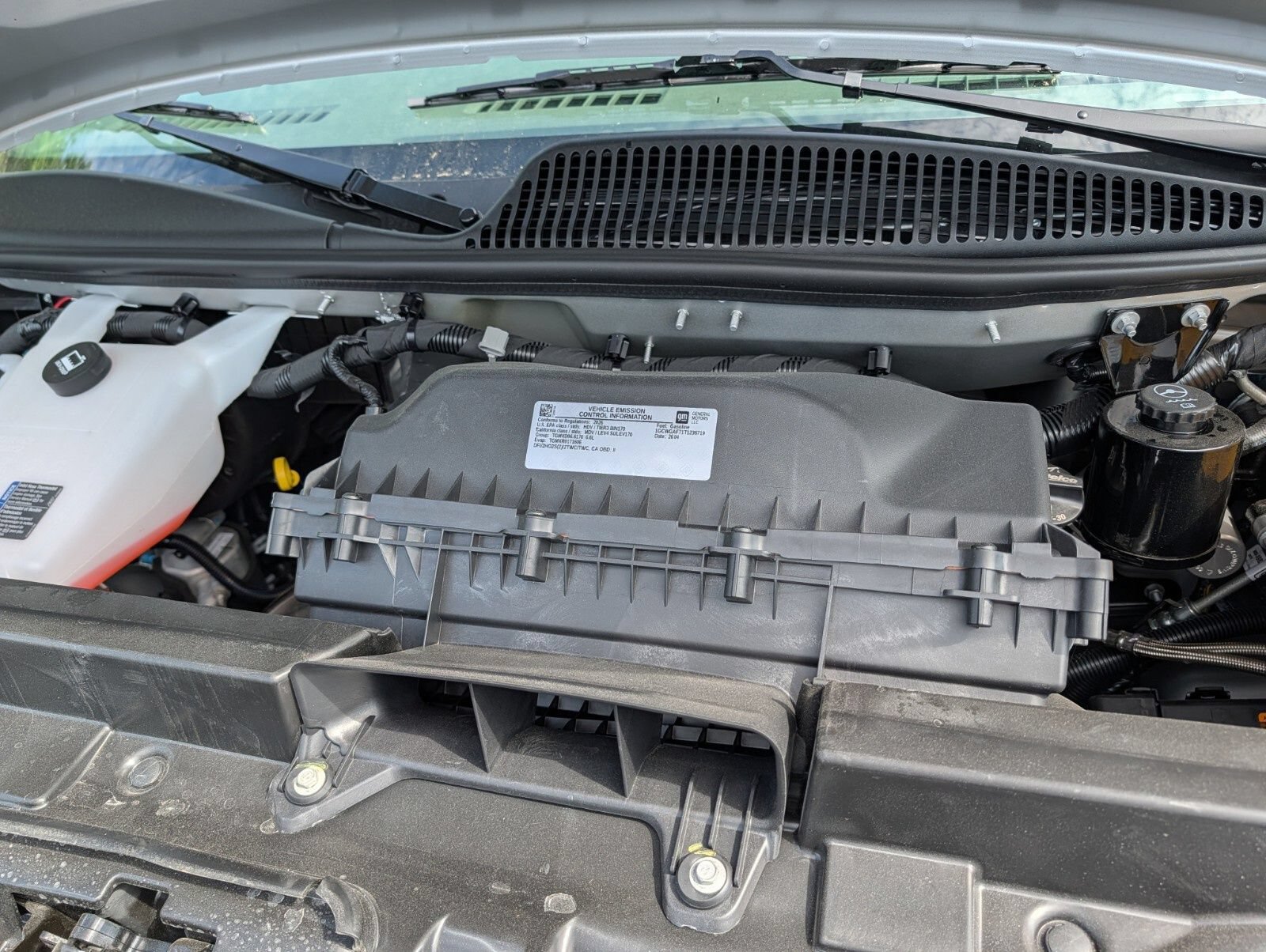 New 2026 Chevrolet Express 2500 w/ Driver Convenience Package RWD image 28