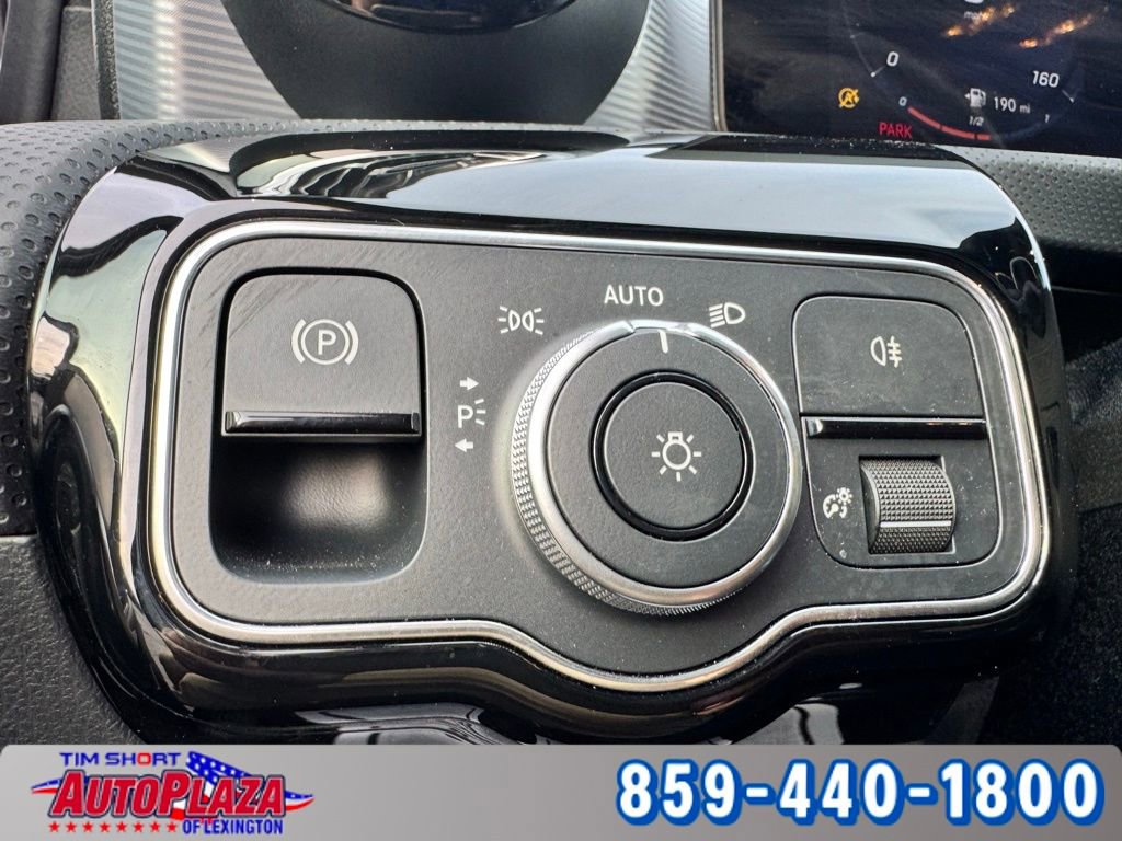 Used 2022 Mercedes-Benz A 220 4MATIC image 18