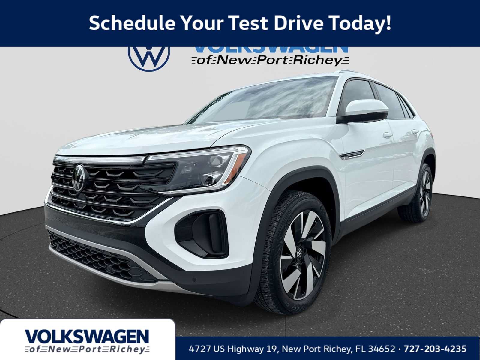 Certified 2024 Volkswagen Atlas Cross Sport SE FWD image 1