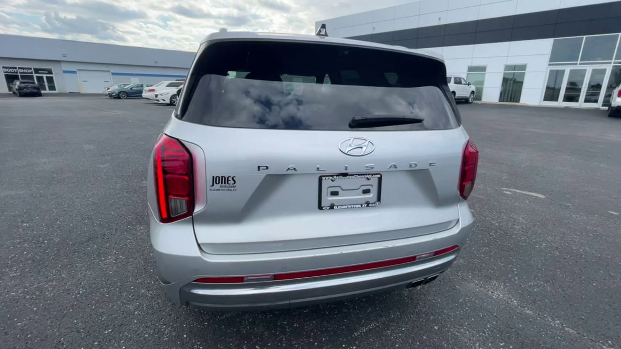 Used 2024 Hyundai Palisade Calligraphy FWD image 8
