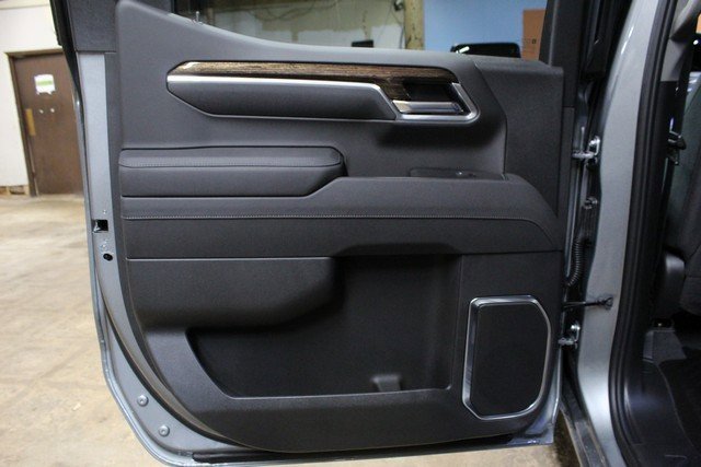 New 2026 GMC Sierra 1500 Elevation image 13