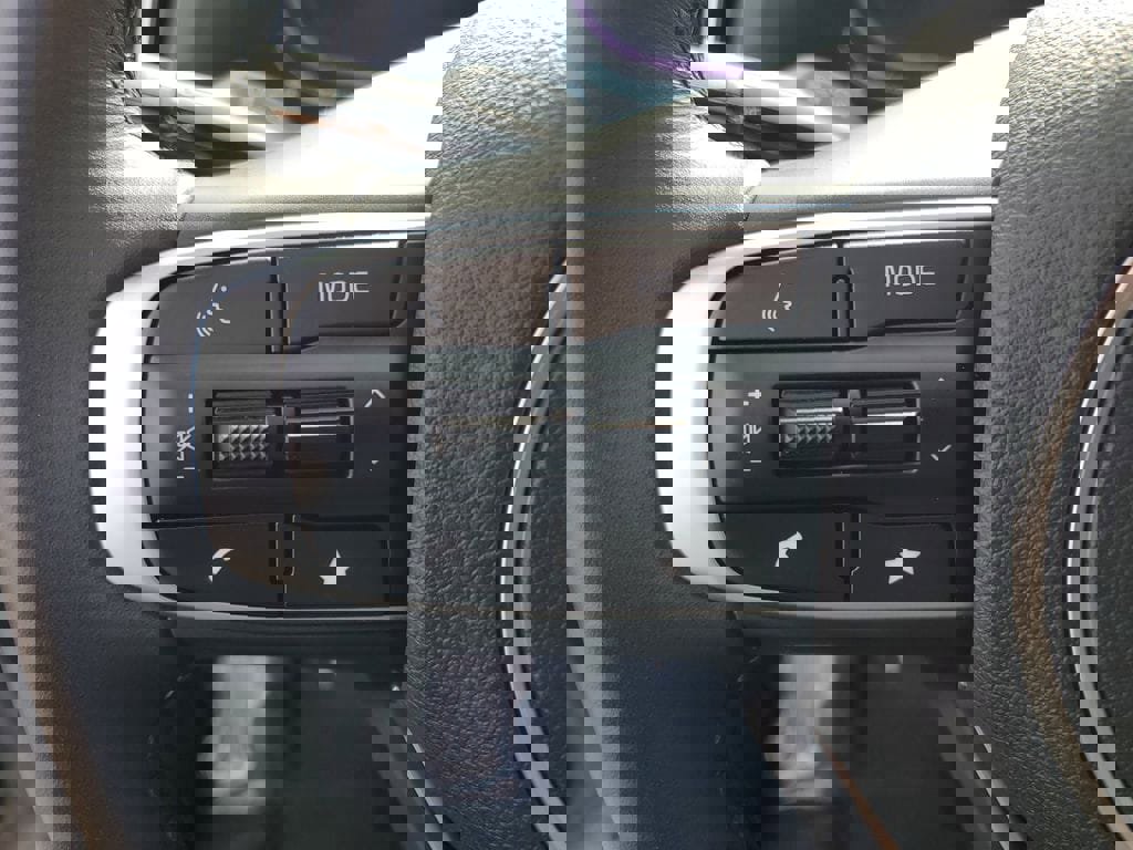 Used 2025 Kia Sportage X-Line image 11