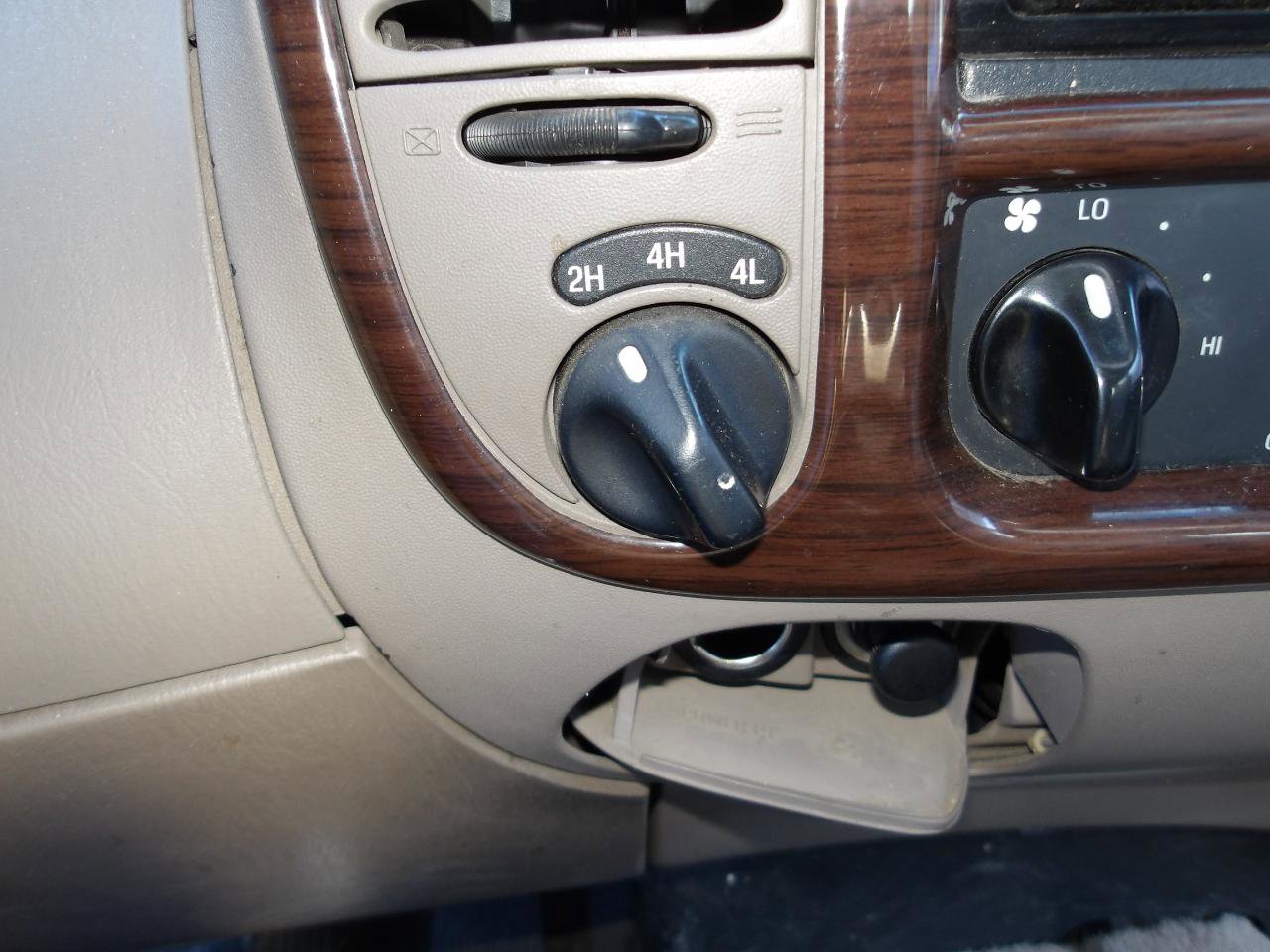 Used 2001 Ford F150 Lariat AWD/4WD image 20