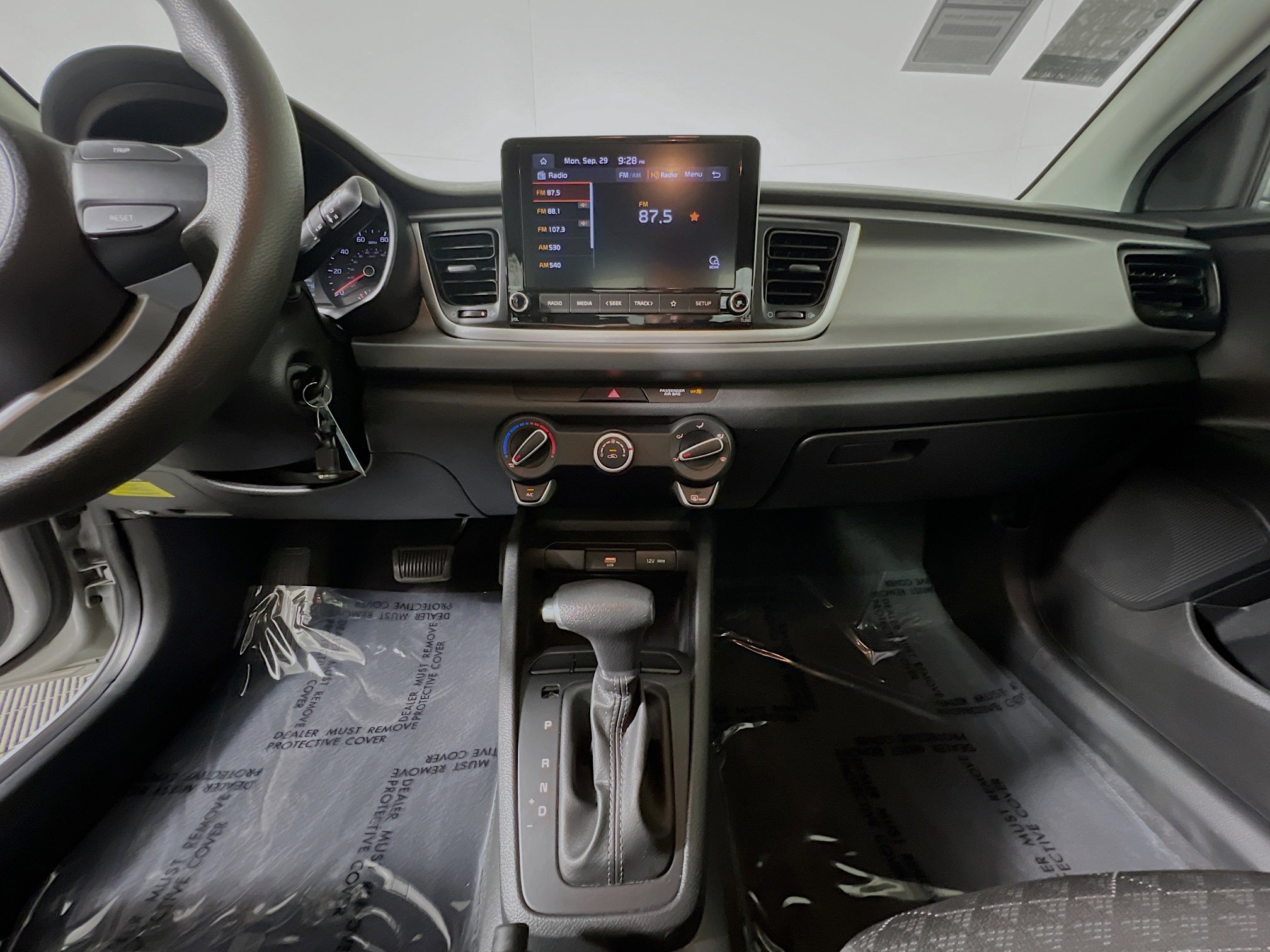 Used 2021 Kia Rio LX image 25