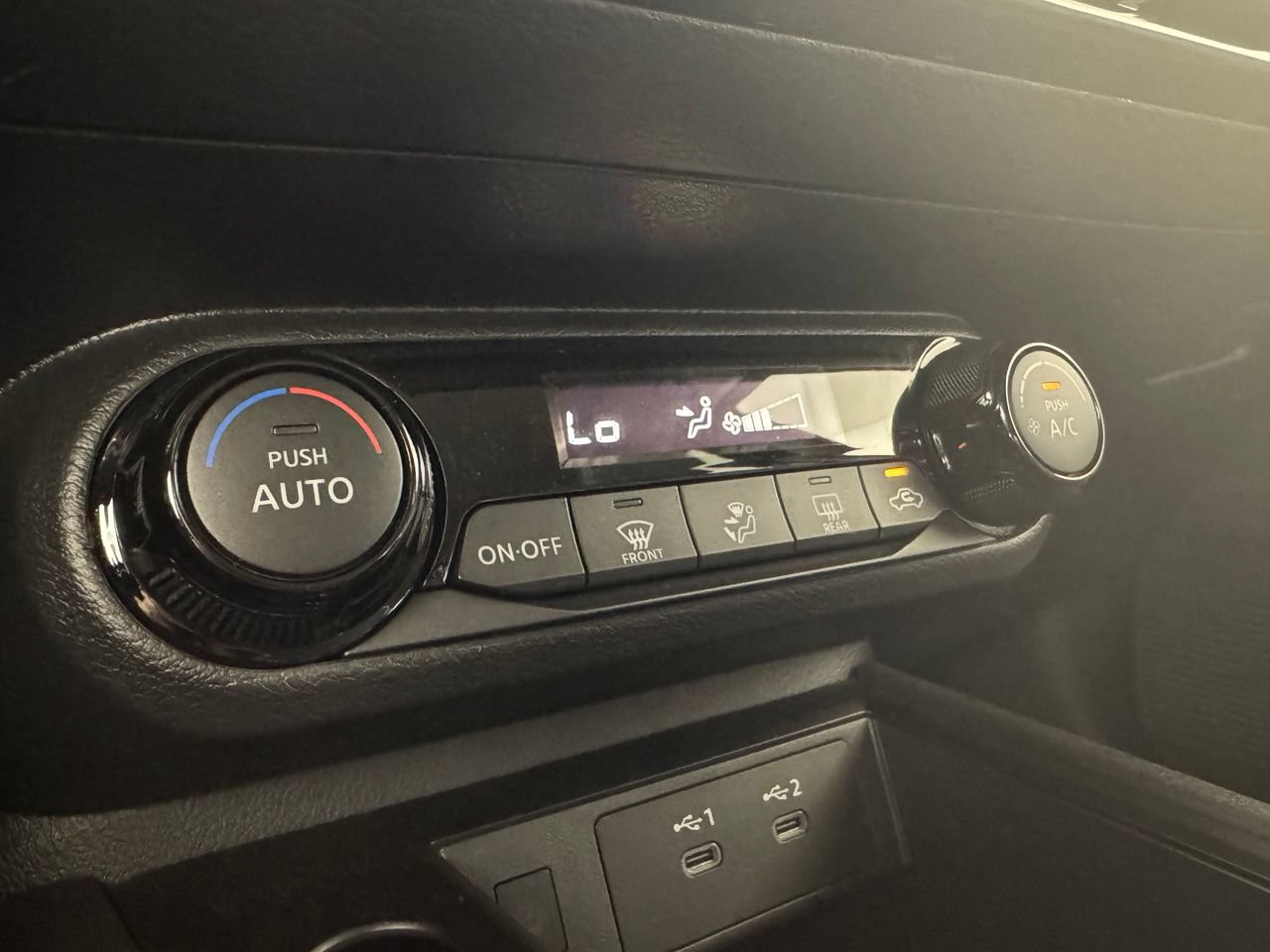 Used 2026 Nissan Kicks SV FWD image 26