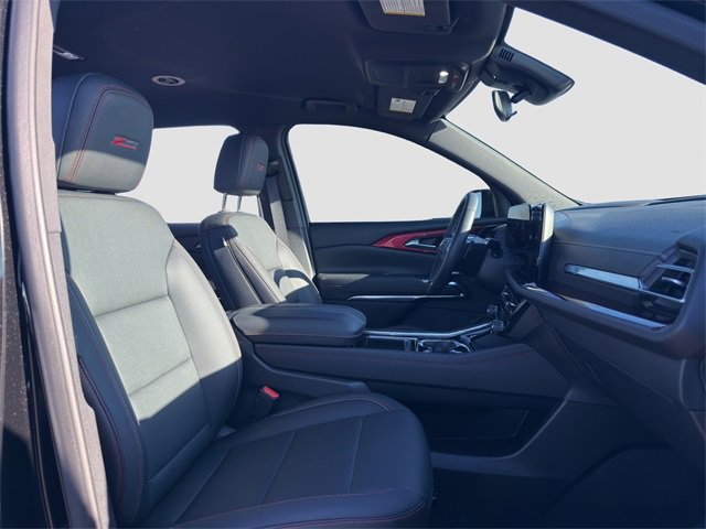 Used 2025 Chevrolet Traverse Z71 w/ Driver Confidence Package image 17