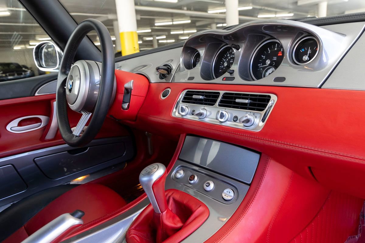 Used 2001 BMW Z8 RWD image 39