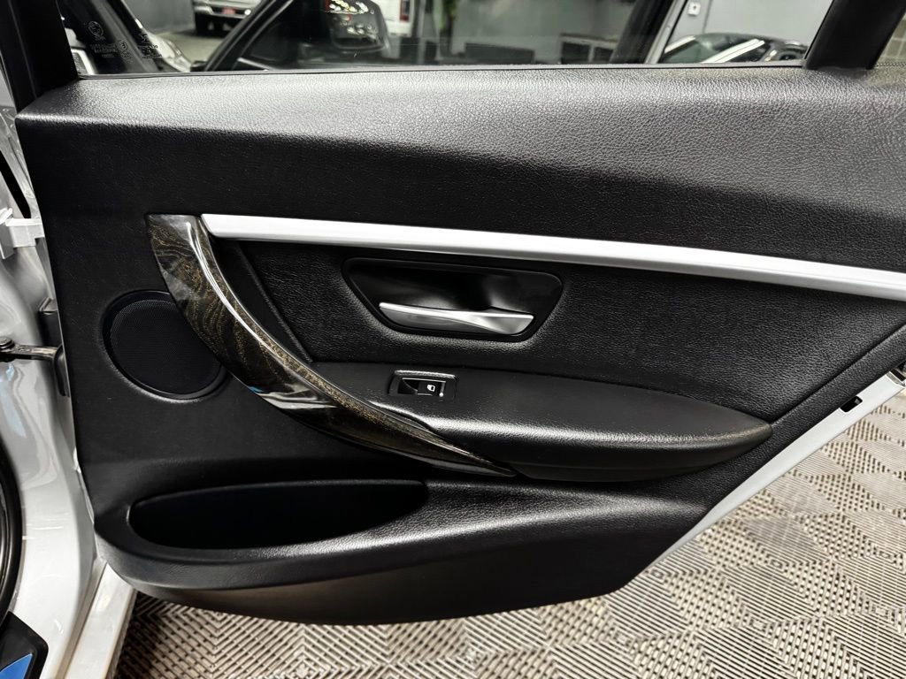 Used 2016 BMW 328i Sedan image 52