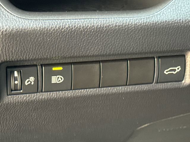 Used 2019 Toyota RAV4 XLE w/ Convenience Package image 23