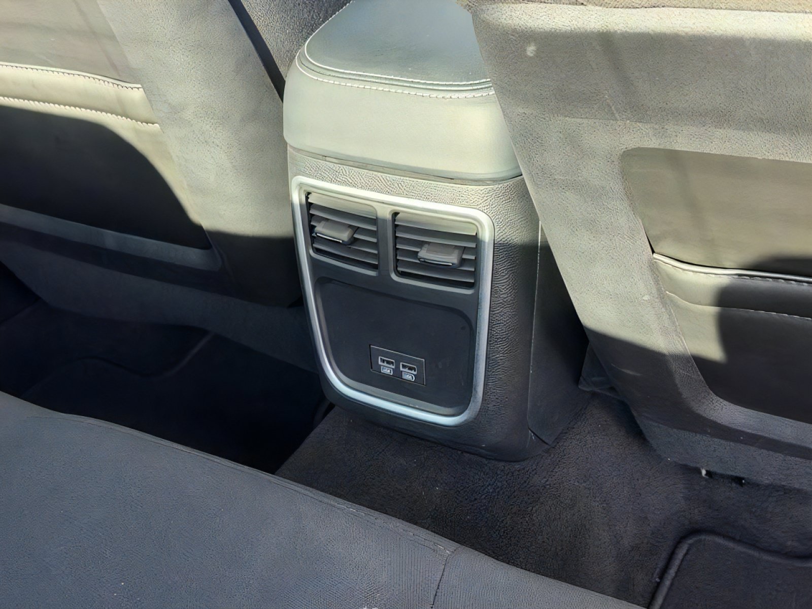 Used 2023 Dodge Charger GT w/ Navigation & Travel Group RWD image 13