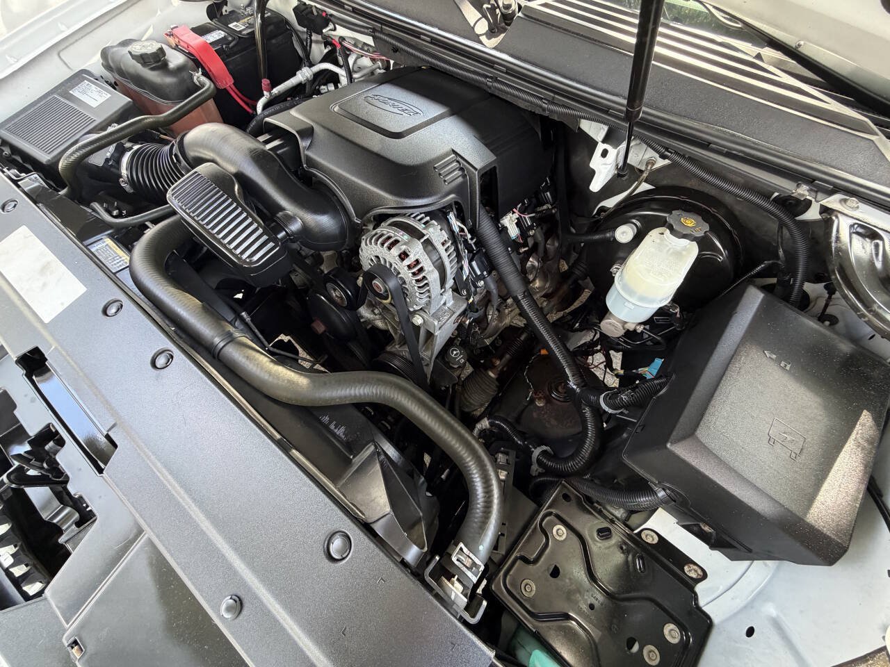 Used 2009 Chevrolet Suburban LS RWD image 19