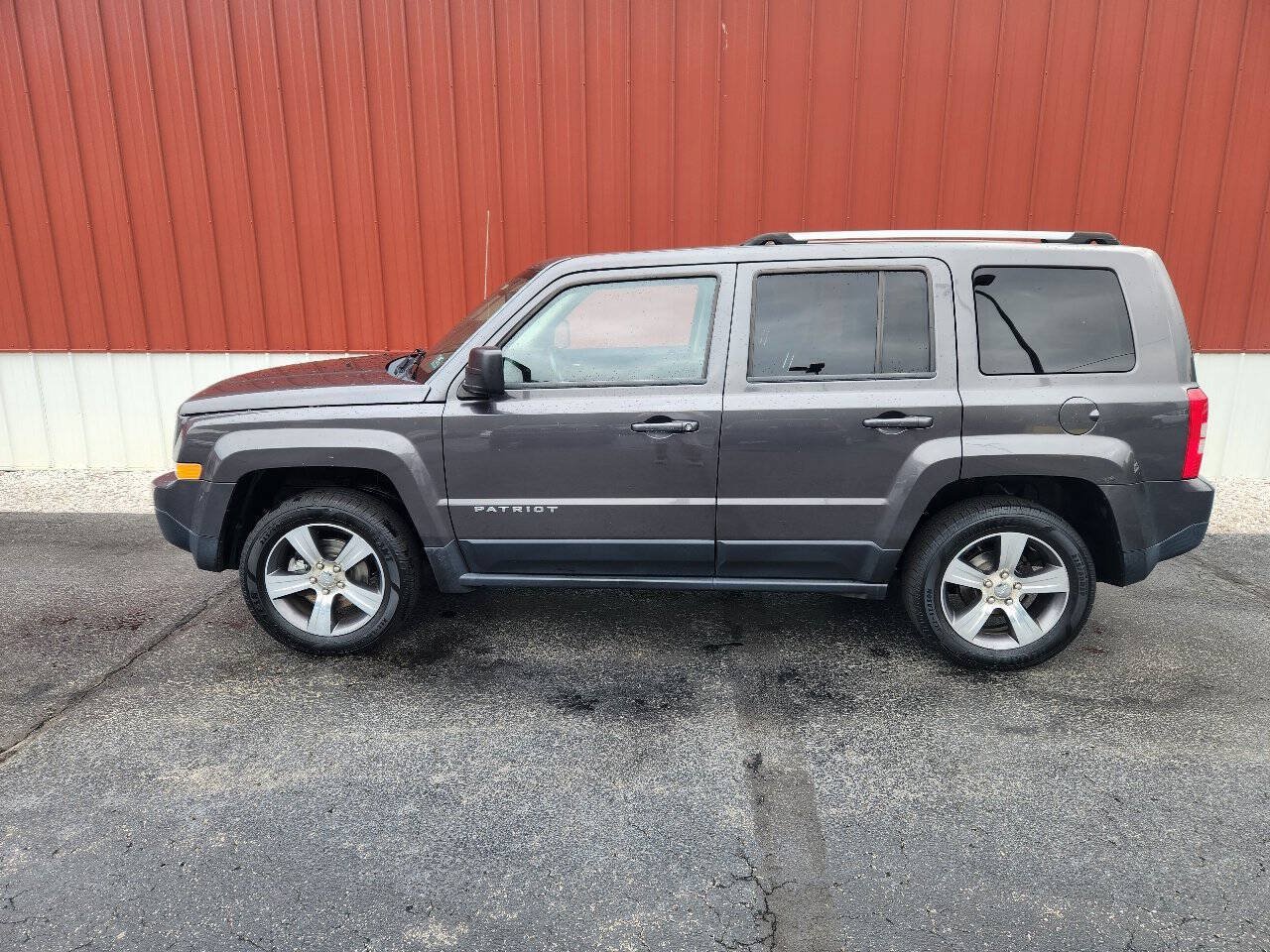 Used 2016 Jeep Patriot High Altitude AWD/4WD image 2