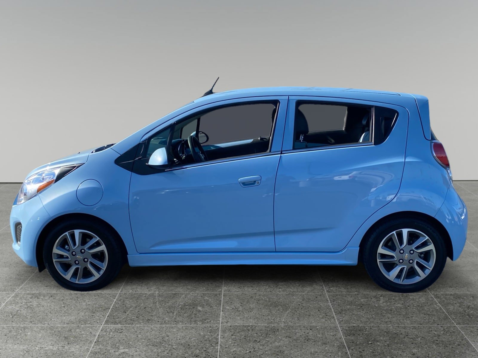 Used 2016 Chevrolet Spark LT FWD image 2
