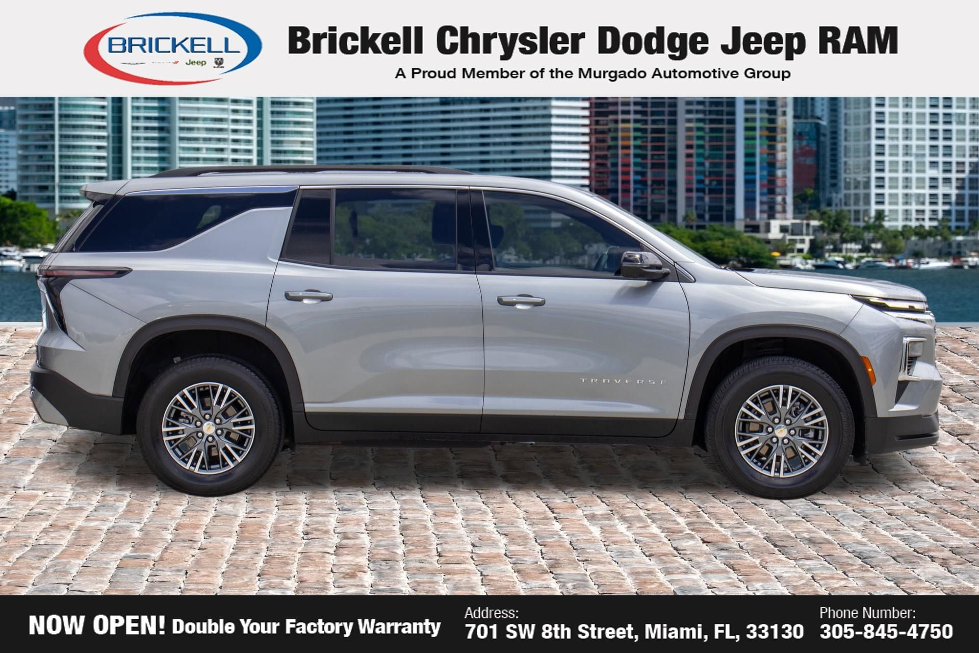 Used 2024 Chevrolet Traverse LT FWD image 4