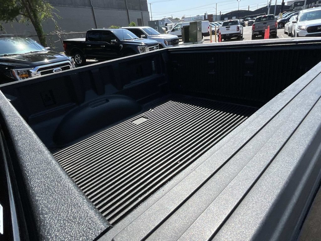 Used 2019 Ford F150 Lariat AWD/4WD image 14